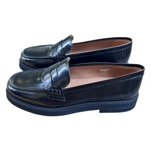 Flattered NWOT Black Leather Quiet Luxury Preppy Academia Penny Loafers, EU 39